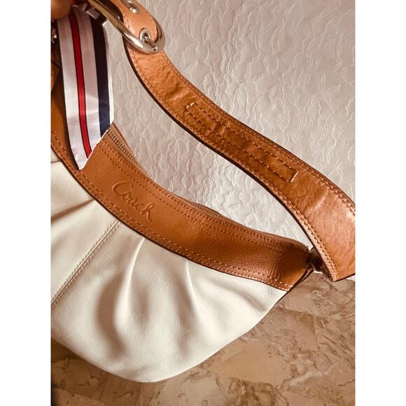 Coach Ergo Pleated hobo/soho white Leather Shoulder Bag F19730 - Picture 9 of 11